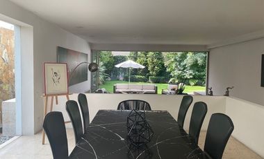 Espectacular casa en venta en Lomas Country