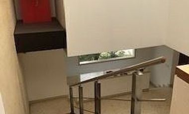 Espectacular casa en venta en Lomas Country