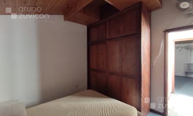 PH en  VENTA de 5 ambientes con patios, sin expensas.