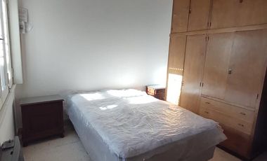 PH en  VENTA de 5 ambientes con patios, sin expensas.