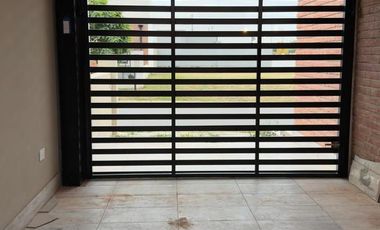 Casa en Docta Boulevard 2 dormitorios 2 baños patio seguridad