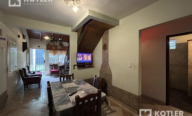 Casa en buen estado de 4 amb. c/fondo libre y cochera, Temperley Este