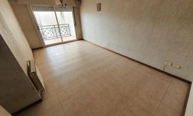 Departamento en  lanus O. de 3 ambientes con cochera