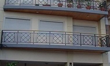 Departamento en  lanus O. de 3 ambientes con cochera