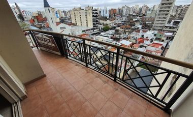 Departamento en  lanus O. de 3 ambientes con cochera