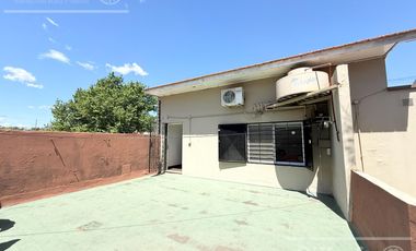 CASA 3 AMBIENTES EN VENTA C/ QUINCHO Y PARQUE, DON BOSCO, BERNAL. APTO CRÉDITO