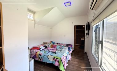 CASA 3 AMBIENTES EN VENTA C/ QUINCHO Y PARQUE, DON BOSCO, BERNAL. APTO CRÉDITO