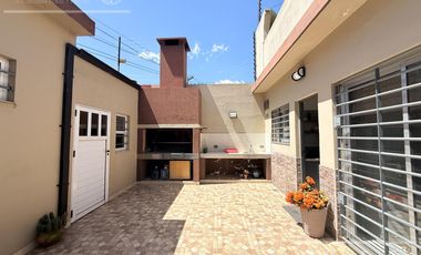 CASA 3 AMBIENTES EN VENTA C/ QUINCHO Y PARQUE, DON BOSCO, BERNAL. APTO CRÉDITO