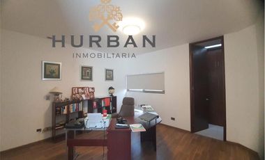 HURBAN RENTA amplia  casa en La Herradura SIN AMUEBLAR