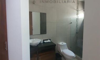 HURBAN RENTA amplia  casa en La Herradura SIN AMUEBLAR