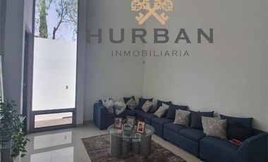 HURBAN RENTA amplia  casa en La Herradura SIN AMUEBLAR