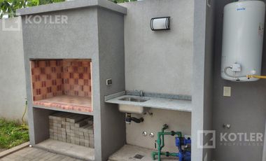 PH a estrenar, 3 ambientes, con cochera y patio