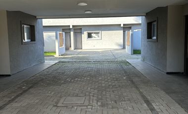 PH a estrenar, 3 ambientes, con cochera y patio