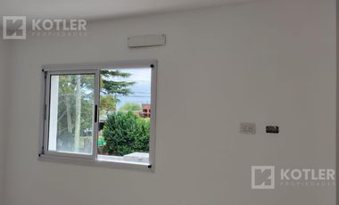 PH a estrenar, 3 ambientes, con cochera y patio