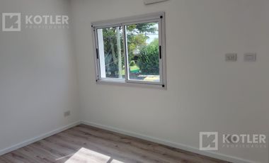 PH a estrenar, 3 ambientes, con cochera y patio