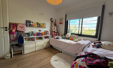 VENTA CASA 2 DORMITORIOS CON PILETA