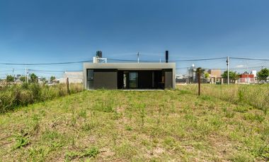 Casa en venta Eco pueblo- Alvear