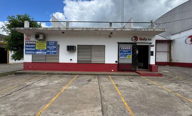 Galpón con Oficinas en Venta