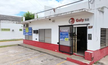 Galpón con Oficinas en Venta