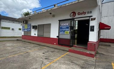 Galpón con Oficinas en Venta