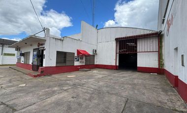 Galpón con Oficinas en Venta