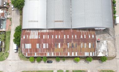 Galpón con Oficinas en Venta