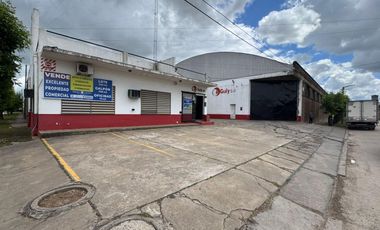 Galpón con Oficinas en Venta