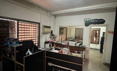 Galpón con Oficinas en Venta