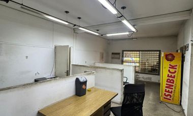 Galpón con Oficinas en Venta