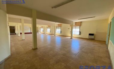 Edificio comercial en venta en San Miguel