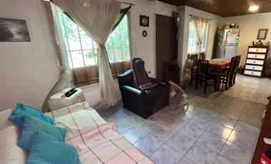 Venta de dos Casas 3 amb y 2 amb lote propio 1.000 mts Exaltación de la Cruz