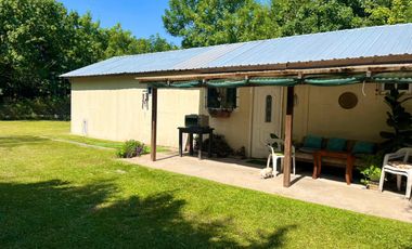 Venta de dos Casas 3 amb y 2 amb lote propio 1.000 mts Exaltación de la Cruz