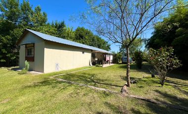 Venta de dos Casas 3 amb y 2 amb lote propio 1.000 mts Exaltación de la Cruz