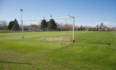 Casa en La Lomada sobre lote central – 3 cuartos en suite  Diseño moderno