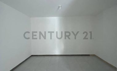 CASA DE 3 PISOS + AZOTEA EN VENTA FRENTE A PARQUE – LOS CEDROS DE VILLA