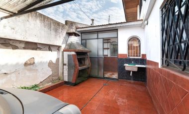 Casa triplex 5 ambientes APTO CRÉDITO temperley