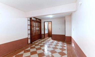 Casa triplex 5 ambientes APTO CRÉDITO temperley