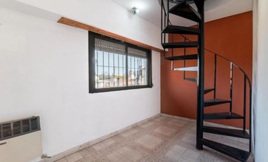 Casa triplex 5 ambientes APTO CRÉDITO temperley