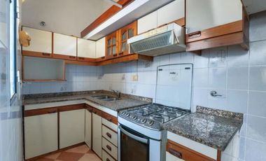 Casa triplex 5 ambientes APTO CRÉDITO temperley