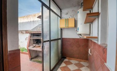 Casa triplex 5 ambientes APTO CRÉDITO temperley