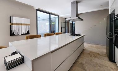 Casa diseño moderno y categoría - Talar del Lago 2 - General Pacheco