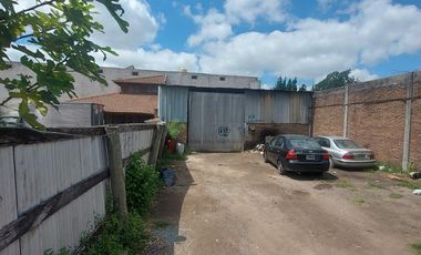 Galpón en  san miguel esquina ideal agencia auto