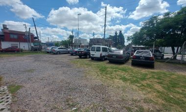 Galpón en  san miguel esquina ideal agencia auto