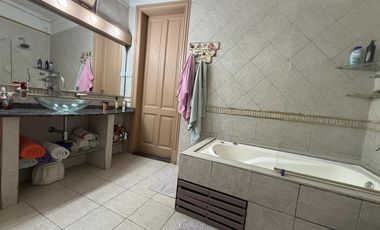 Casa en venta en Avellaneda