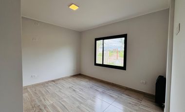 Casa a Estrenar Los Bretes Colón