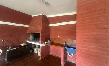 CASA 2 DORMITORIOS EN VENTA A METROS DEL RIO EN LAS SIERRAS DE CORDOBA