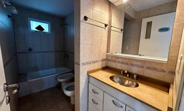 VENTA- Casa Quinta, 3 Dormitorios, 3 Baños, Piscina, a metros de Ruta 9 - Funes