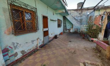 Terreno de 8.66 x 55.00 Acepta Permuta  - Wilde