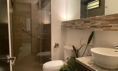 Puerta Real departamento AMUEBLADO 3er piso  cerca de planta Toyota