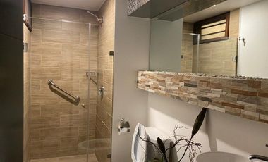 Puerta Real departamento AMUEBLADO 3er piso  cerca de planta Toyota